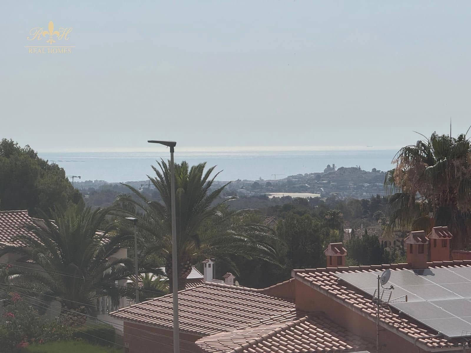 3 sovrum Villa till salu i Alfaz del Pi / L'Alfas del Pi med pool garage - 725 000 € (Ref: 9447179)