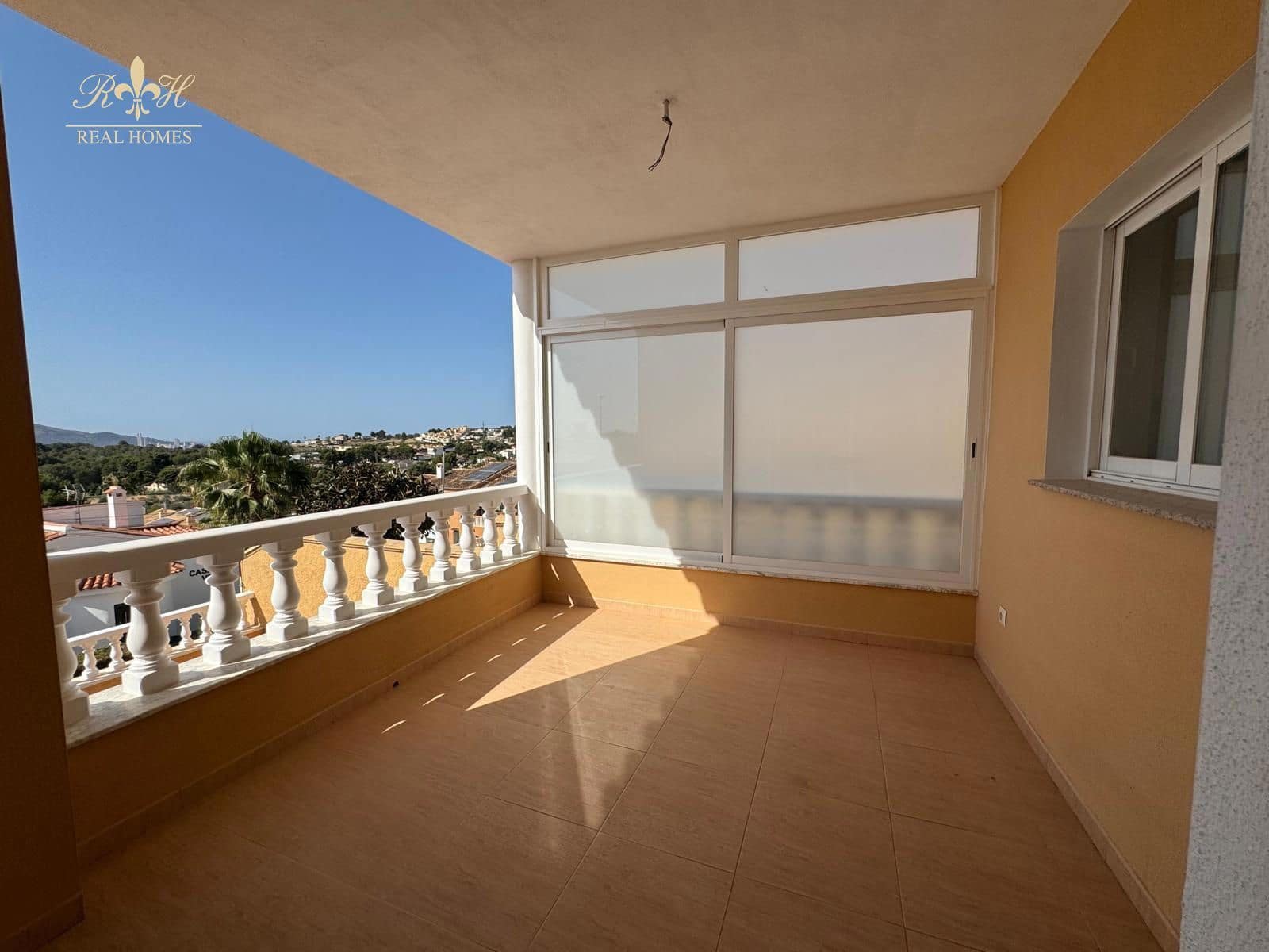 3 sovrum Villa till salu i Alfaz del Pi / L'Alfas del Pi med pool garage - 725 000 € (Ref: 9447179)