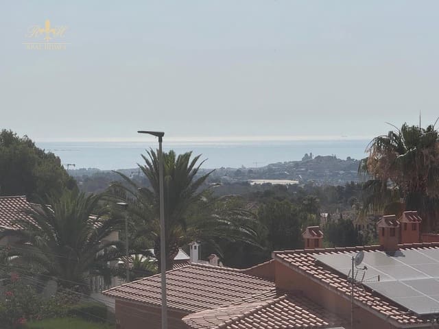 3 sovrum Villa till salu i Alfaz del Pi / L'Alfàs del Pi med pool garage - 725 000 € (Ref: 9447179)