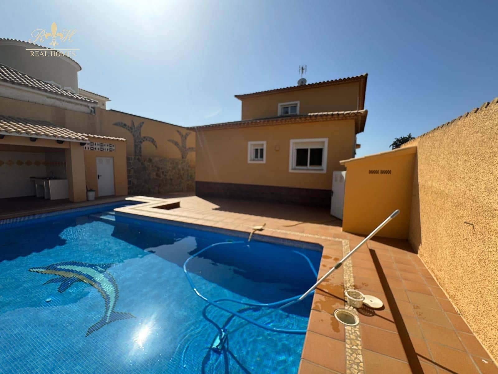 3 sovrum Villa till salu i Alfaz del Pi / L'Alfas del Pi med pool garage - 725 000 € (Ref: 9447179)