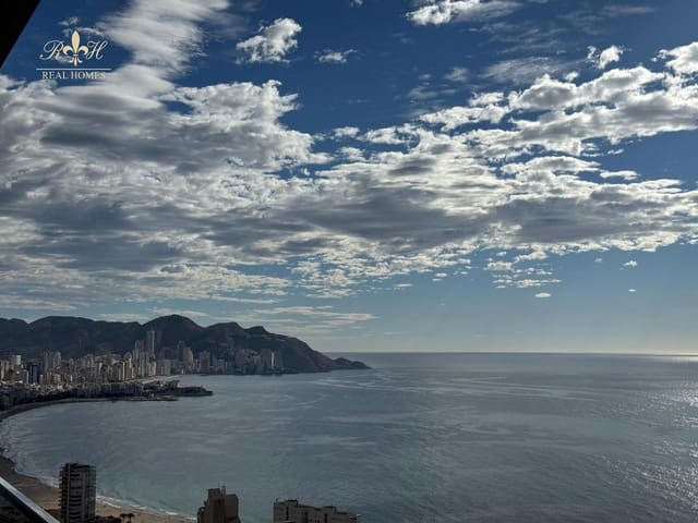 2 soverom Leilighet til salgs i Poniente, Benidorm med svømmebasseng garasje - € 641 250 (Ref: 9447259)