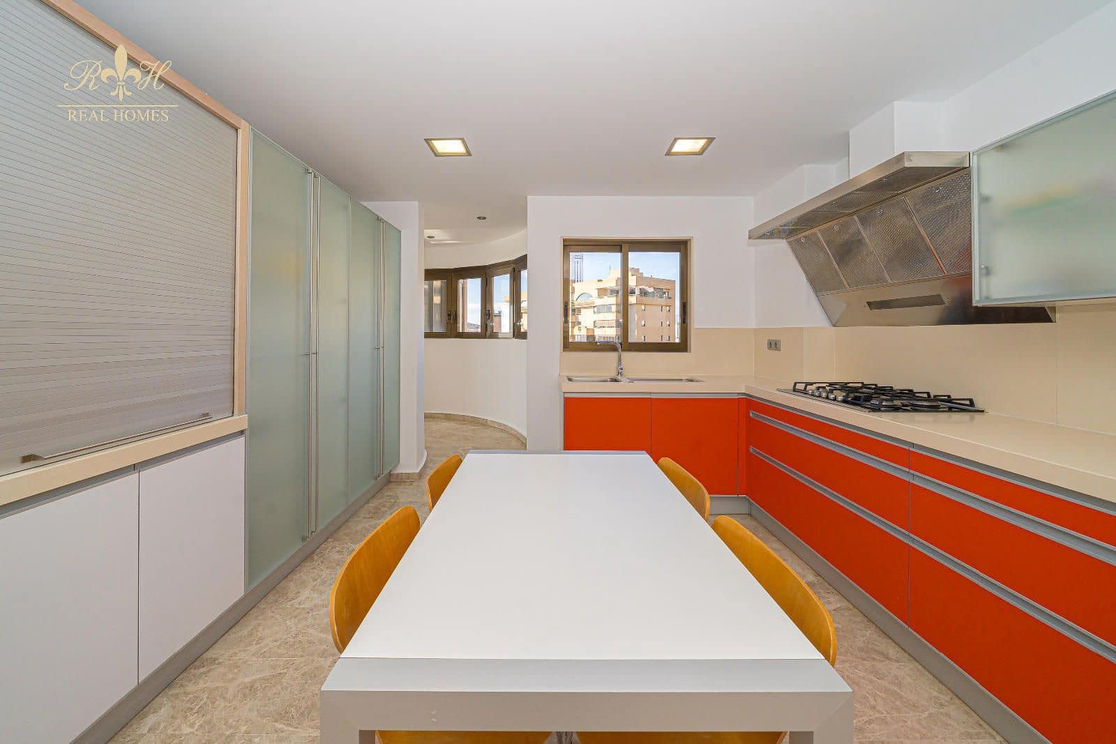 4 soverom Penthouse til salgs i Benidorm med svømmebasseng garasje - € 1 190 000 (Ref: 9452432)