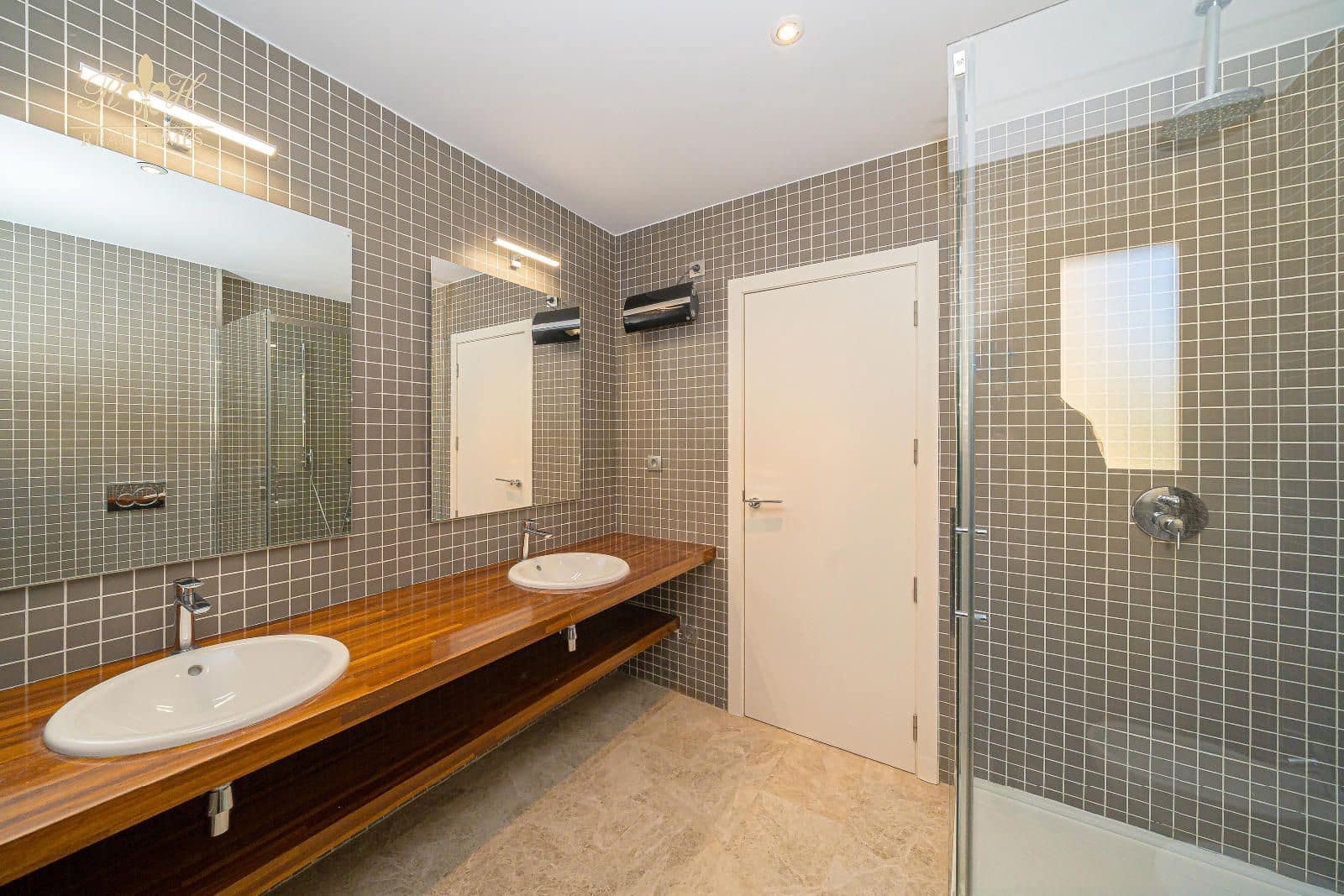 4 soverom Penthouse til salgs i Benidorm med svømmebasseng garasje - € 1 190 000 (Ref: 9452432)