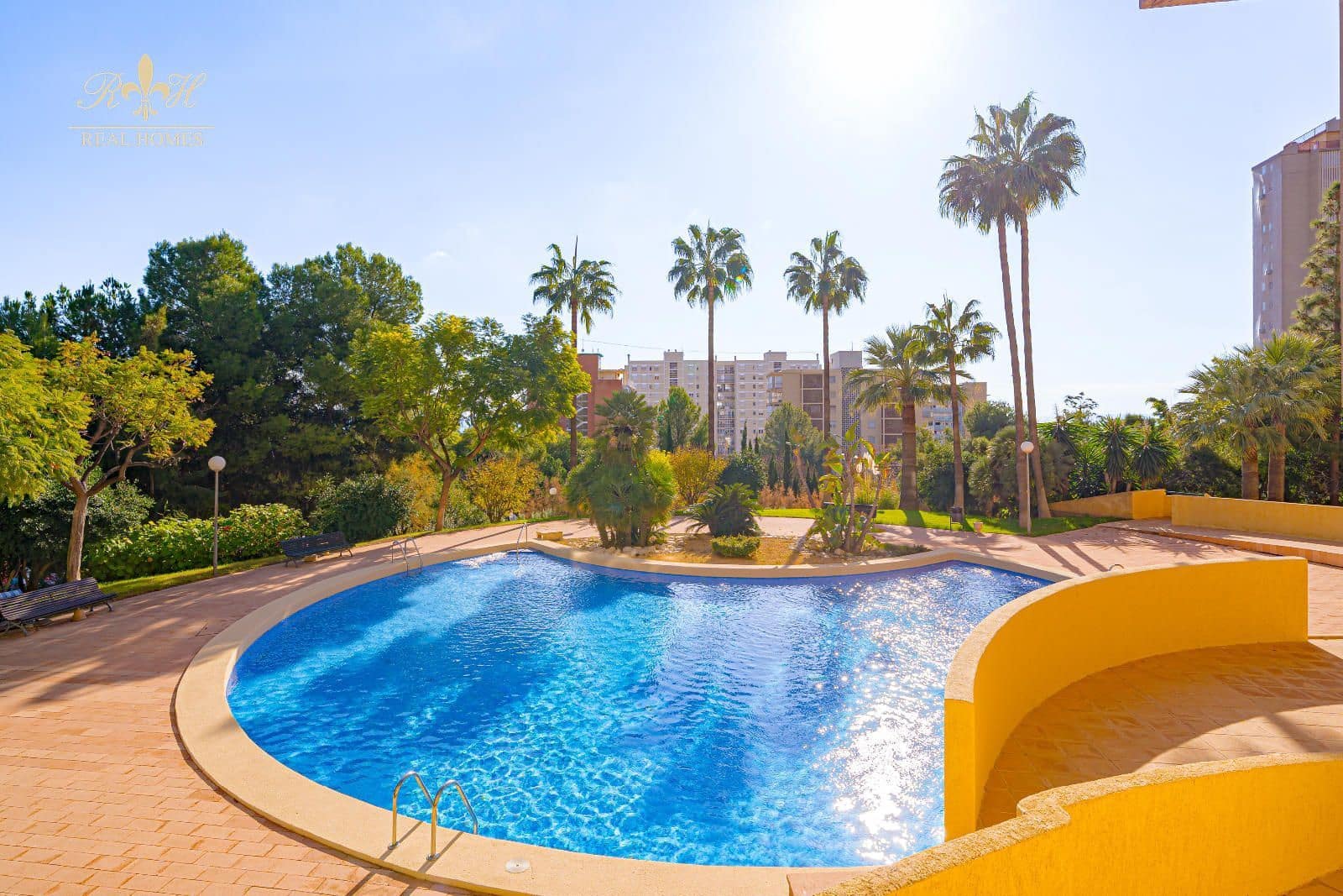 4 soverom Penthouse til salgs i Benidorm med svømmebasseng garasje - € 1 190 000 (Ref: 9452432)