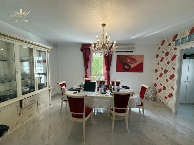 Casa de 4 habitaciones en Albir, Alfaz del Pi / L'Alfàs del Pi en venta con piscina garaje - 518.500 € (Ref: 9469984)