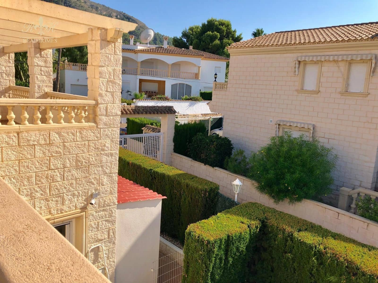 Casa de 4 habitaciones en Albir en venta con piscina garaje - 518.500 € (Ref: 9469984)