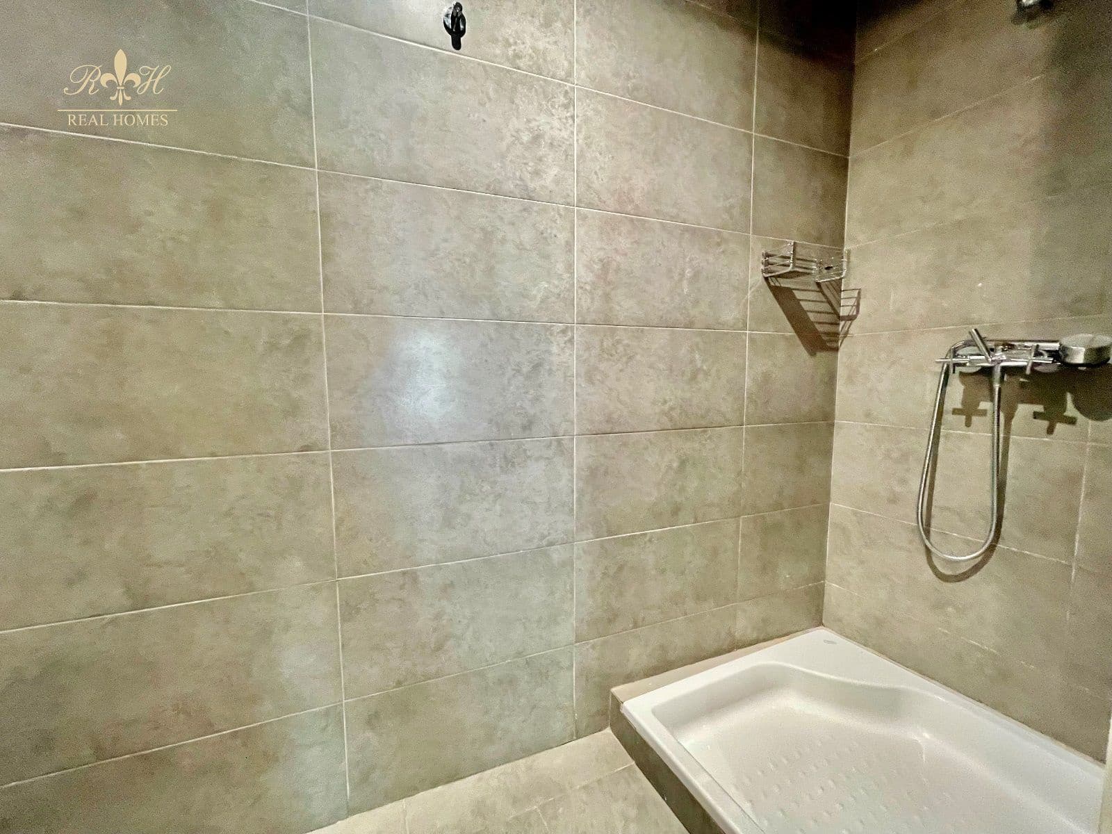 Commercial for sale in Albir - € 595,000 (Ref: 9471264)