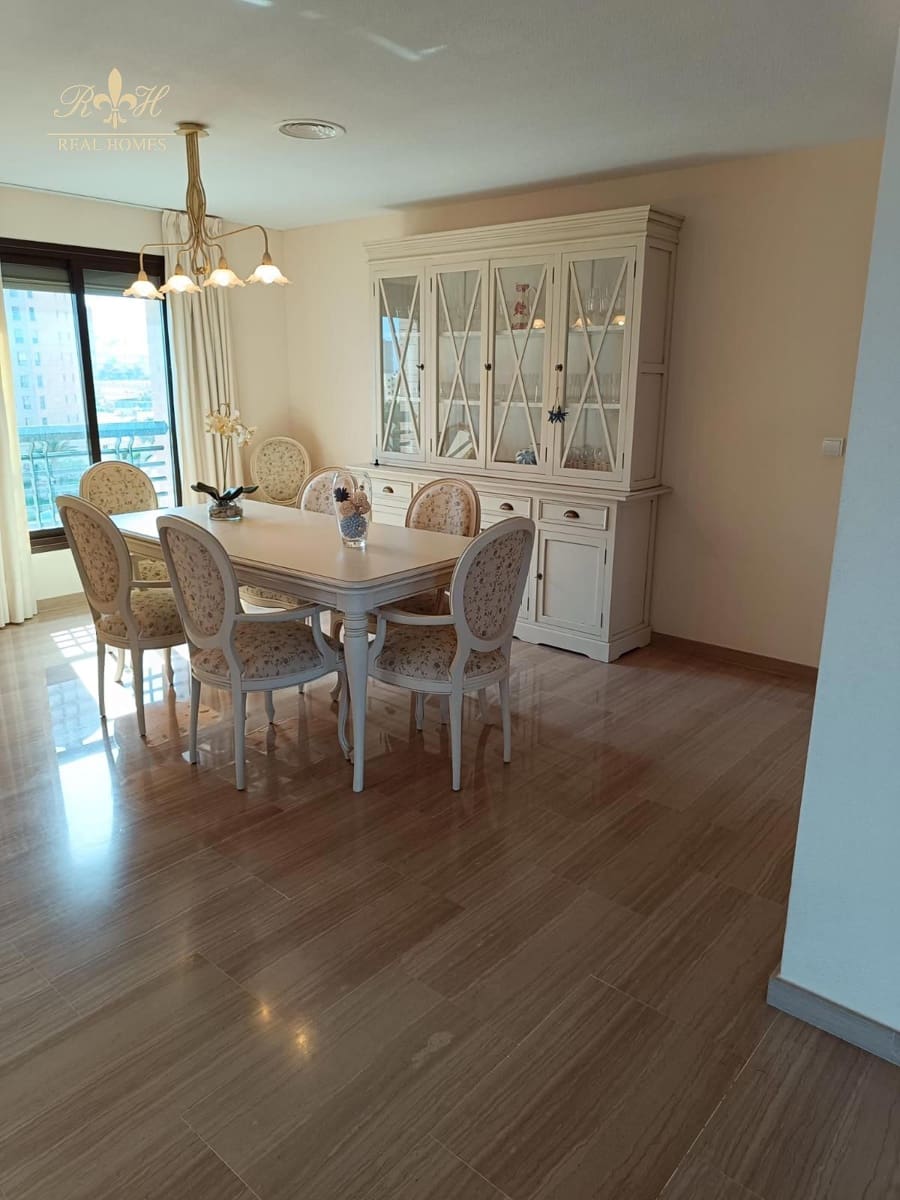 3 quarto Penthouse para venda em Benidorm com piscina garagem - 995 000 € (Ref: 9473298)