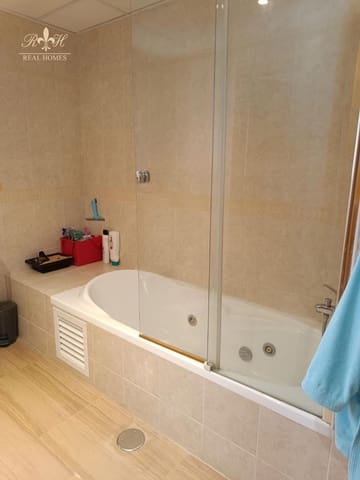 3 quarto Penthouse para venda em Poniente, Benidorm com piscina garagem - 995 000 € (Ref: 9473298)