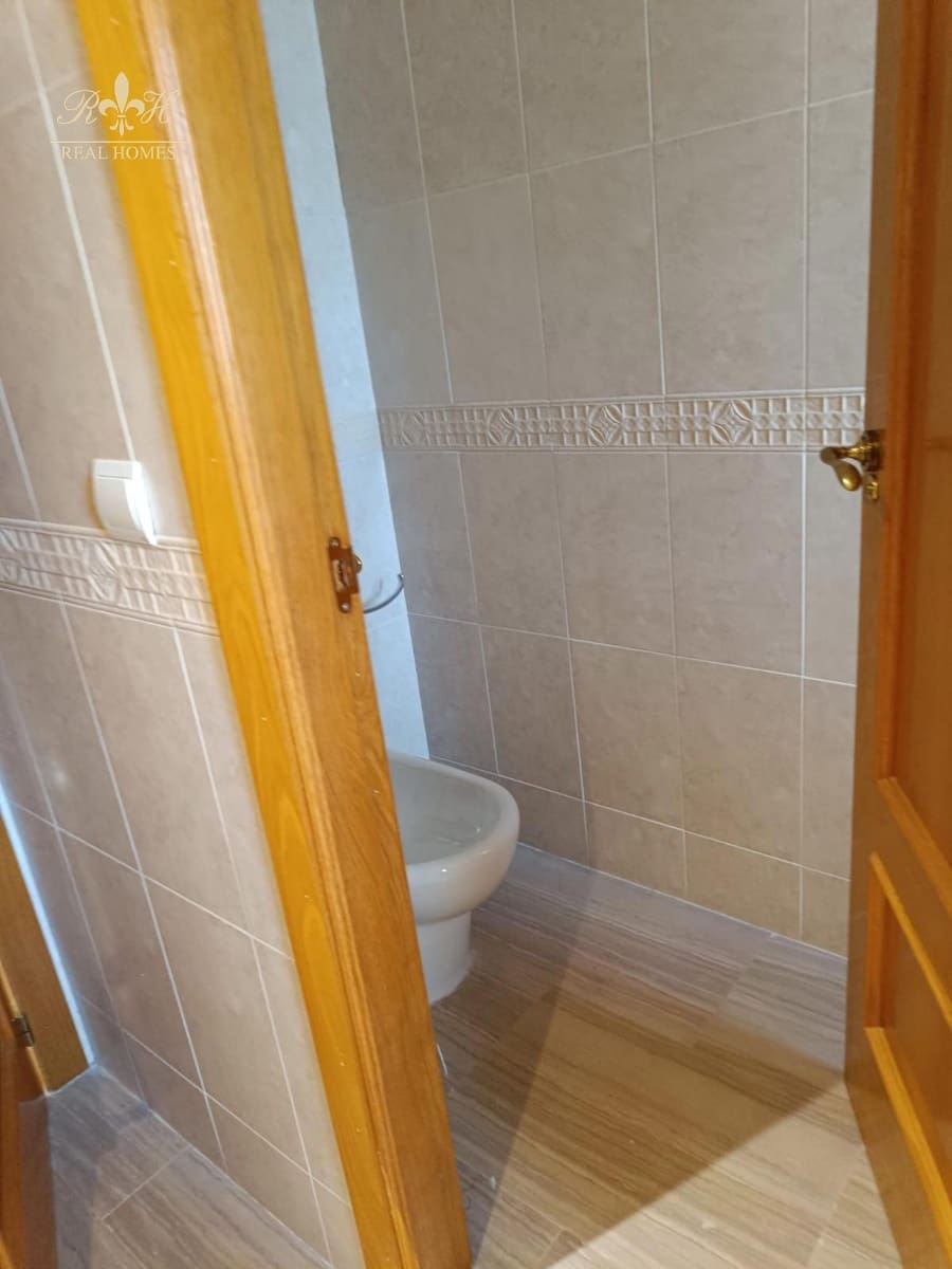 3 quarto Penthouse para venda em Benidorm com piscina garagem - 995 000 € (Ref: 9473298)