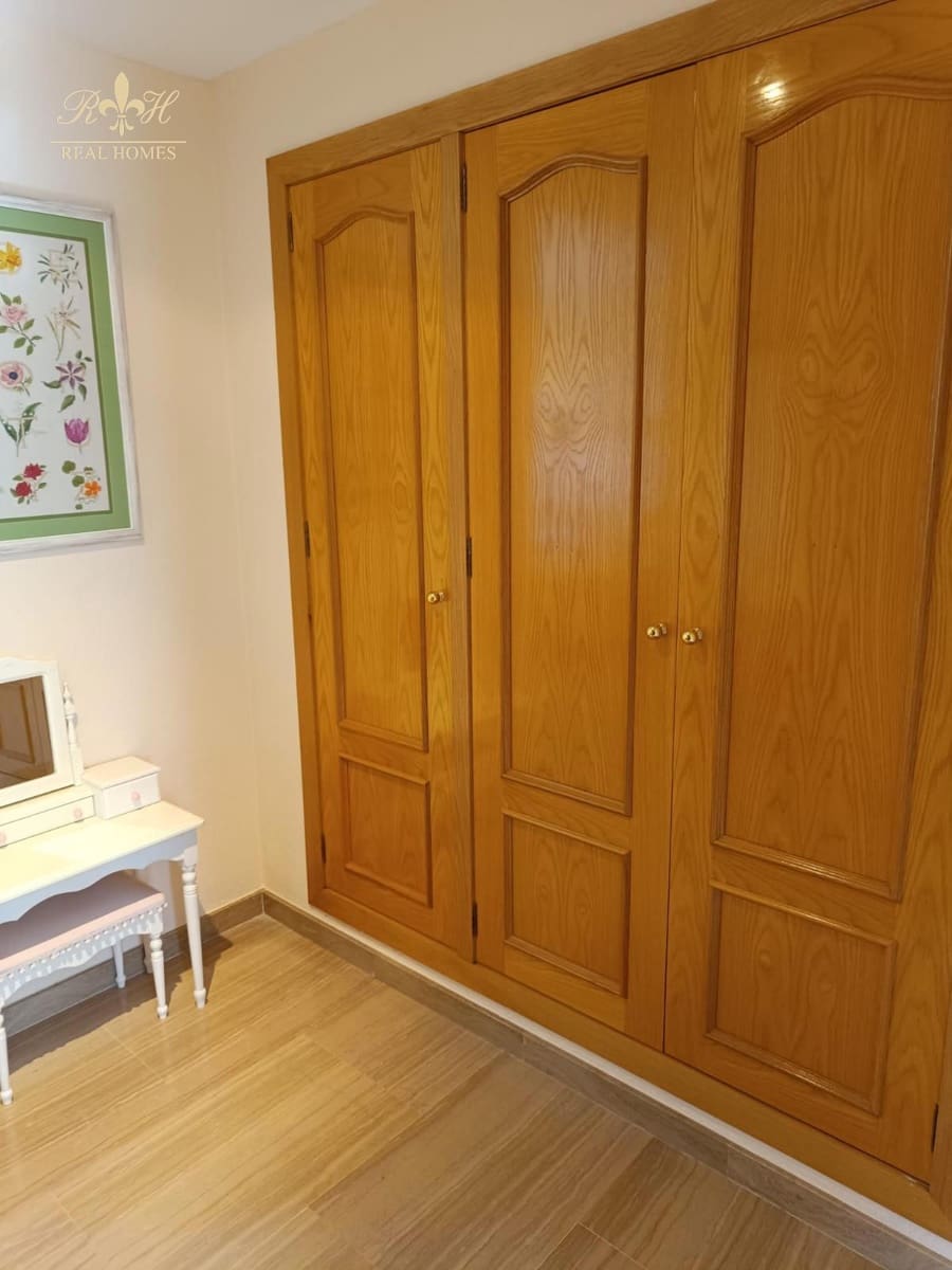 3 quarto Penthouse para venda em Benidorm com piscina garagem - 995 000 € (Ref: 9473298)