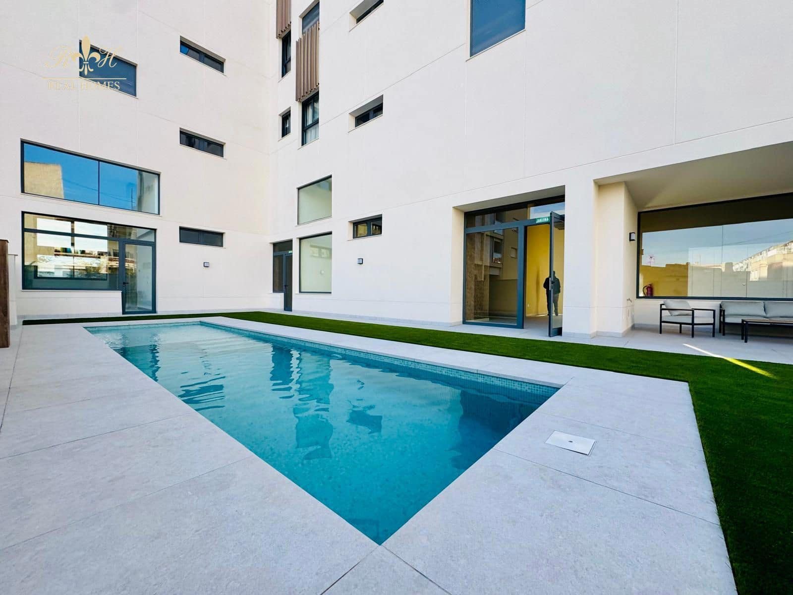 3 bedroom Flat for rent in La Villajoyosa / Vila Joiosa with pool garage - € 2,600 (Ref: 9495536)