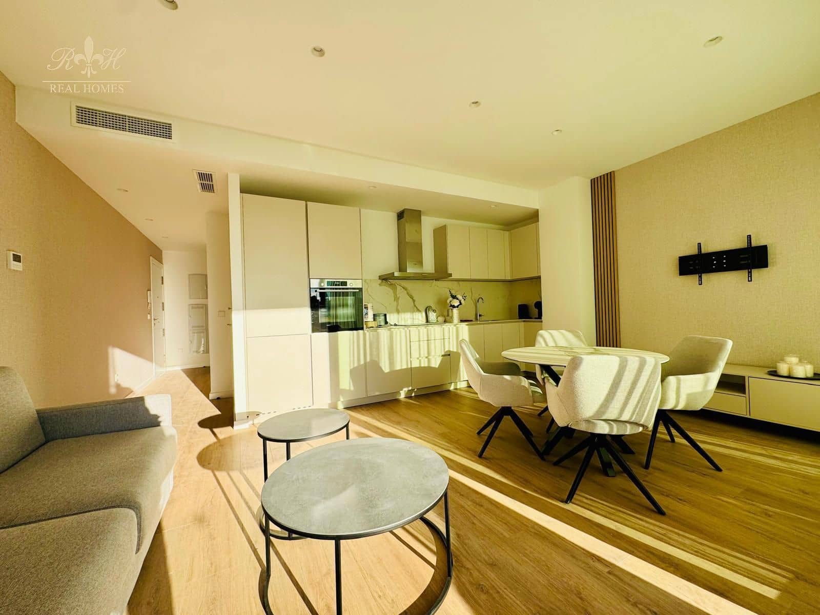 3 bedroom Flat for rent in La Villajoyosa / Vila Joiosa with pool garage - € 2,600 (Ref: 9495536)