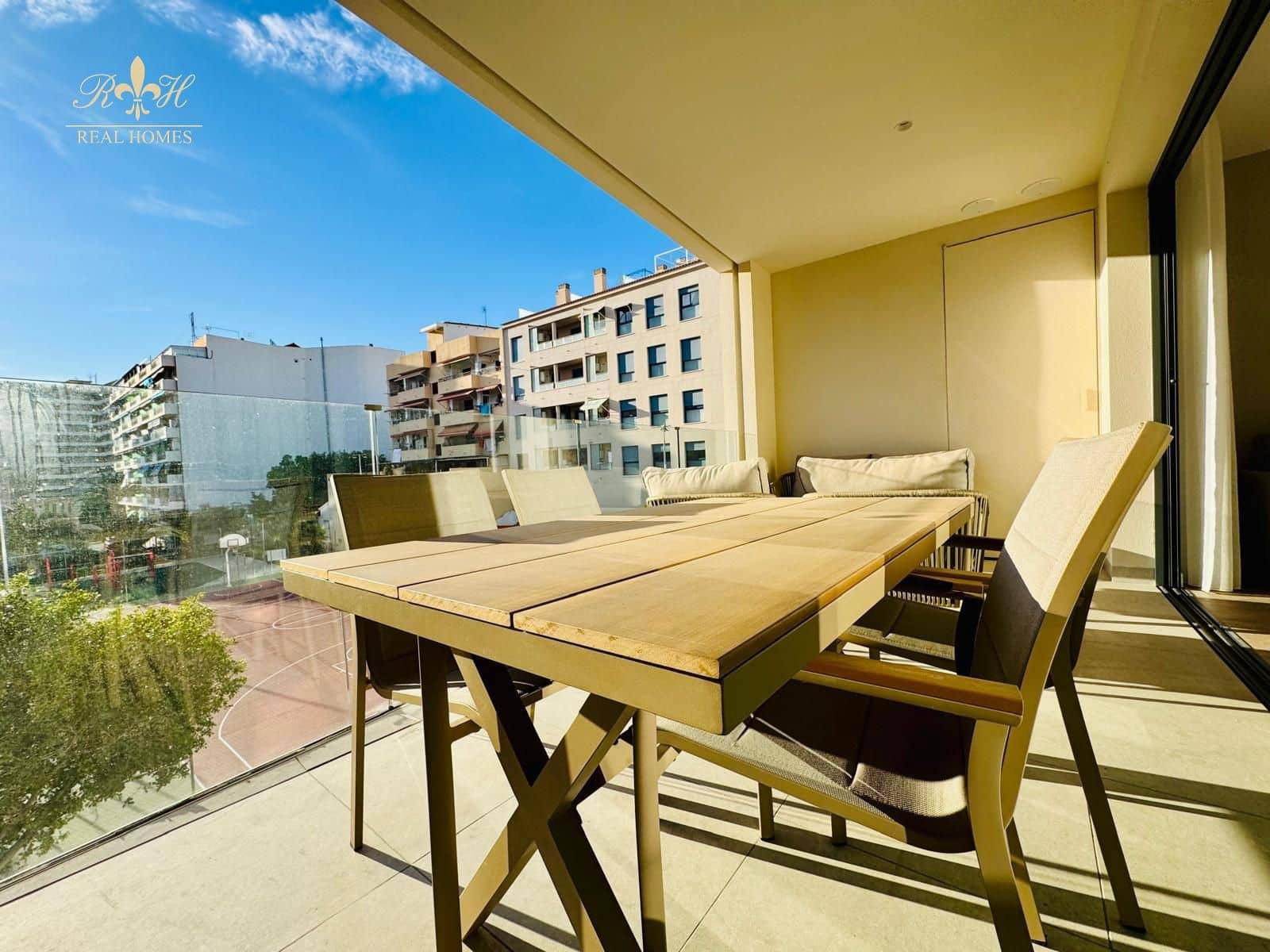 3 bedroom Flat for rent in La Villajoyosa / Vila Joiosa with pool garage - € 2,600 (Ref: 9495536)