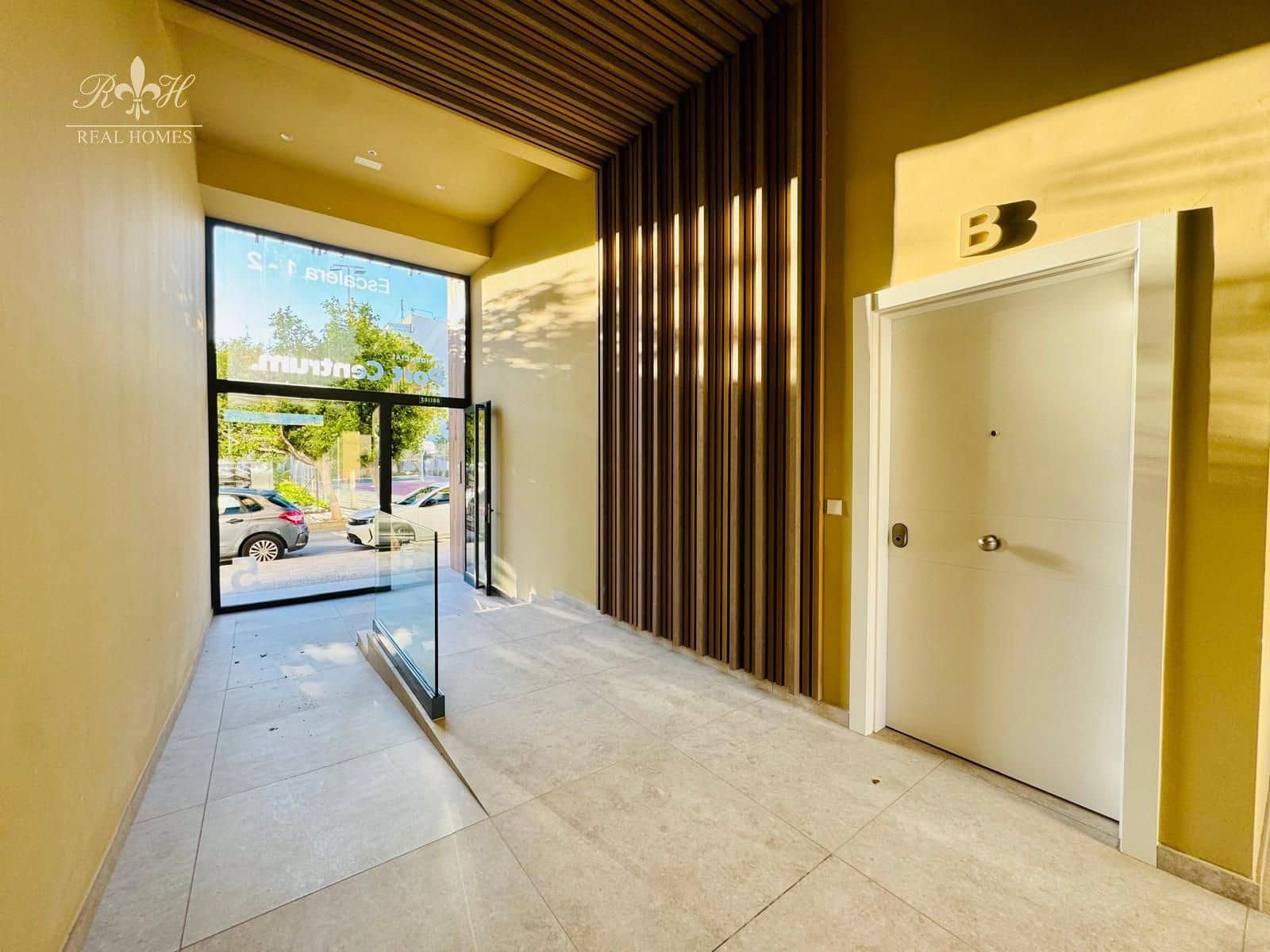 3 bedroom Flat for rent in La Villajoyosa / Vila Joiosa with pool garage - € 2,600 (Ref: 9495536)