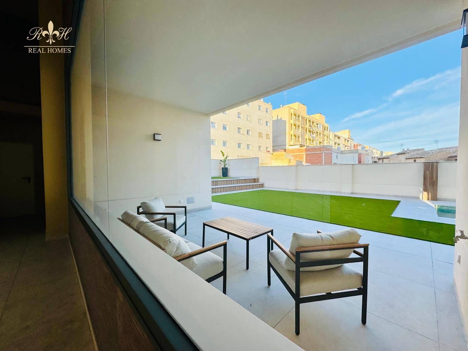 3 bedroom Flat for rent in La Villajoyosa / Vila Joiosa with pool garage - € 2,600 (Ref: 9495536)