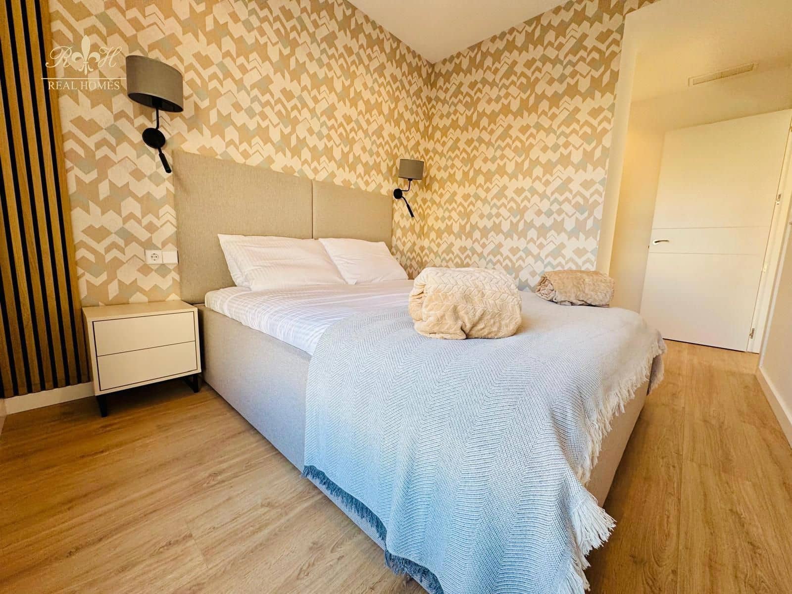 3 bedroom Flat for rent in La Villajoyosa / Vila Joiosa with pool garage - € 2,600 (Ref: 9495536)