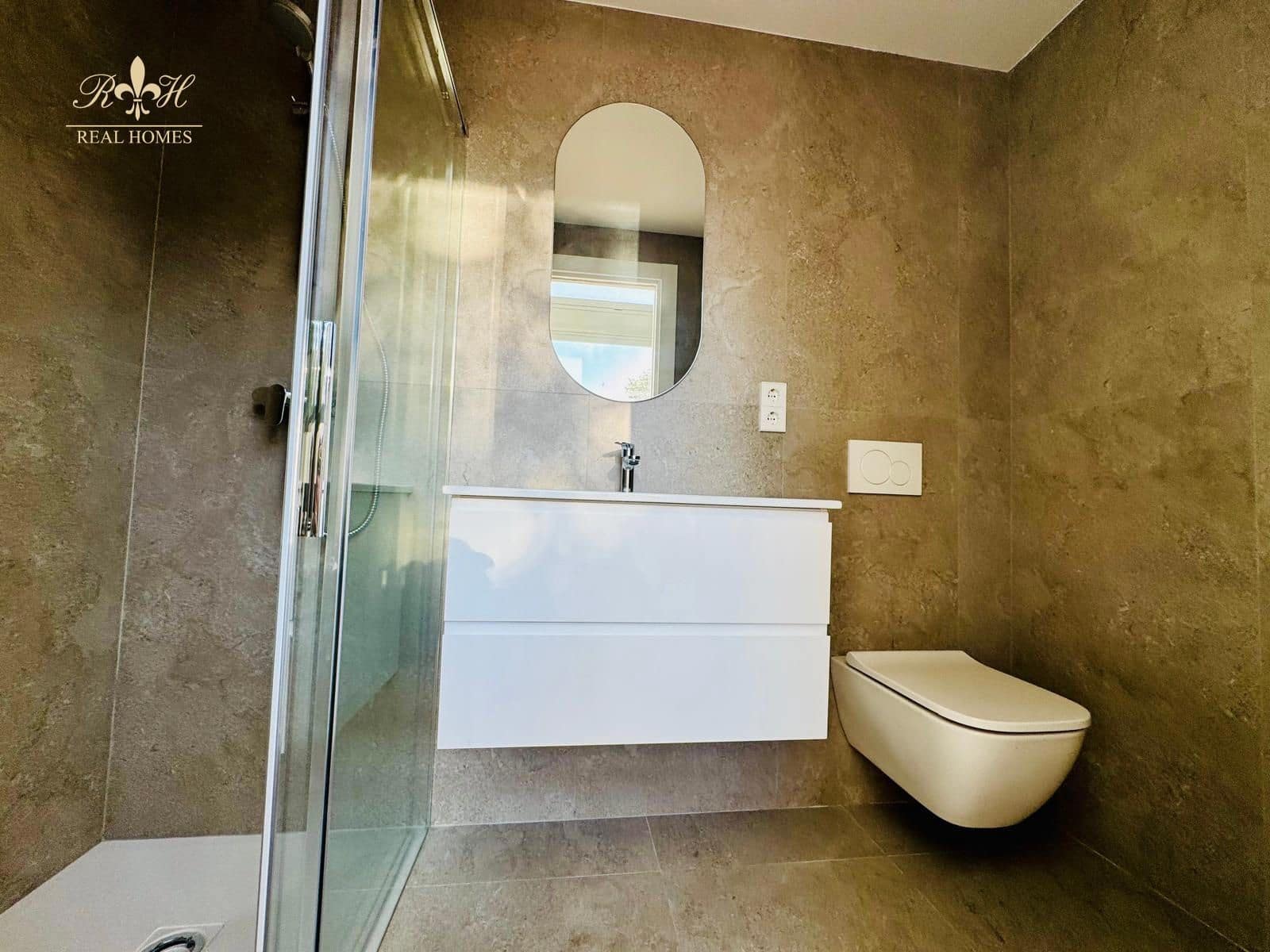 3 bedroom Flat for rent in La Villajoyosa / Vila Joiosa with pool garage - € 2,600 (Ref: 9495536)