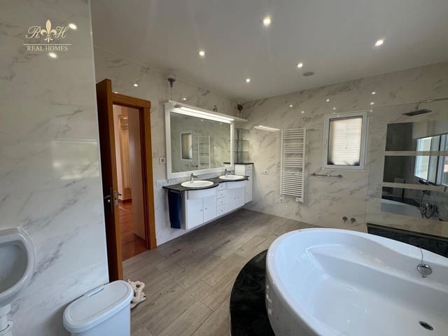 5 soveværelse Villa til leje i Altea med garage - € 5.800 (Ref: 9525082)