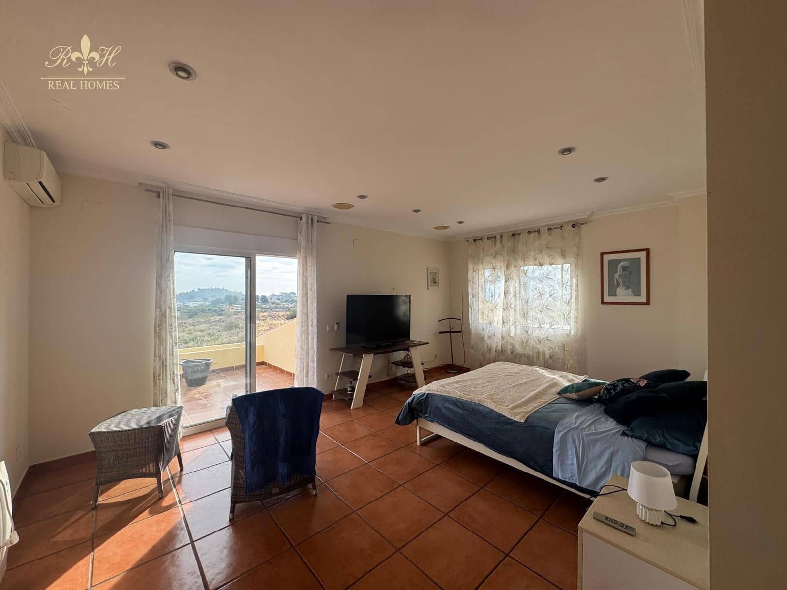 5 soveværelse Villa til leje i Altea med garage - € 5.800 (Ref: 9525082)