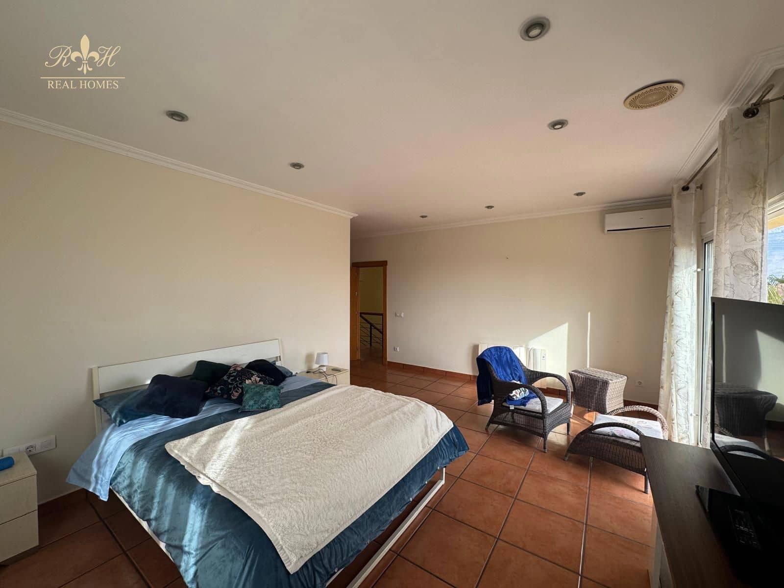 5 soveværelse Villa til leje i Altea med garage - € 5.800 (Ref: 9525082)