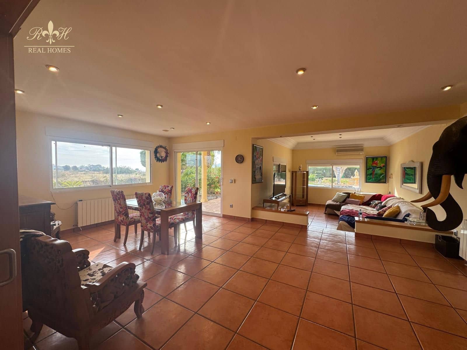 5 soveværelse Villa til leje i Altea med garage - € 5.800 (Ref: 9525082)