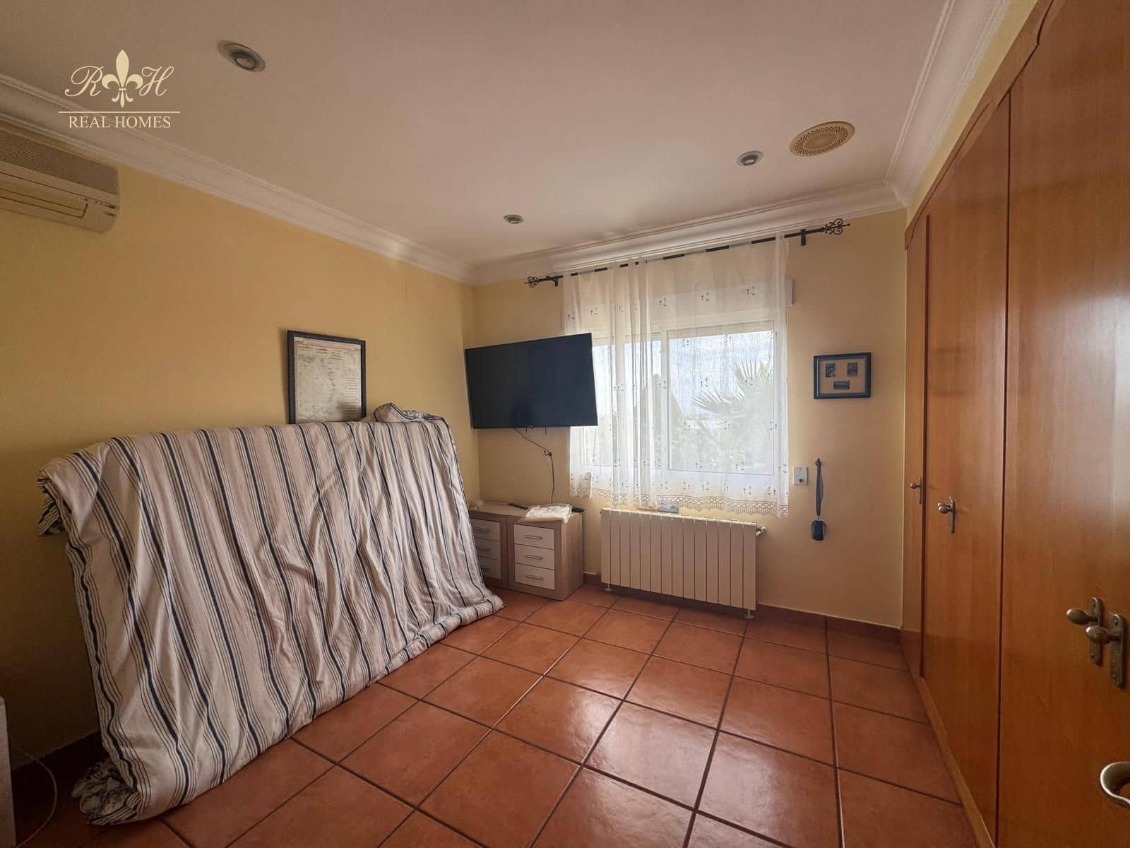 5 soveværelse Villa til leje i Altea med garage - € 5.800 (Ref: 9525082)