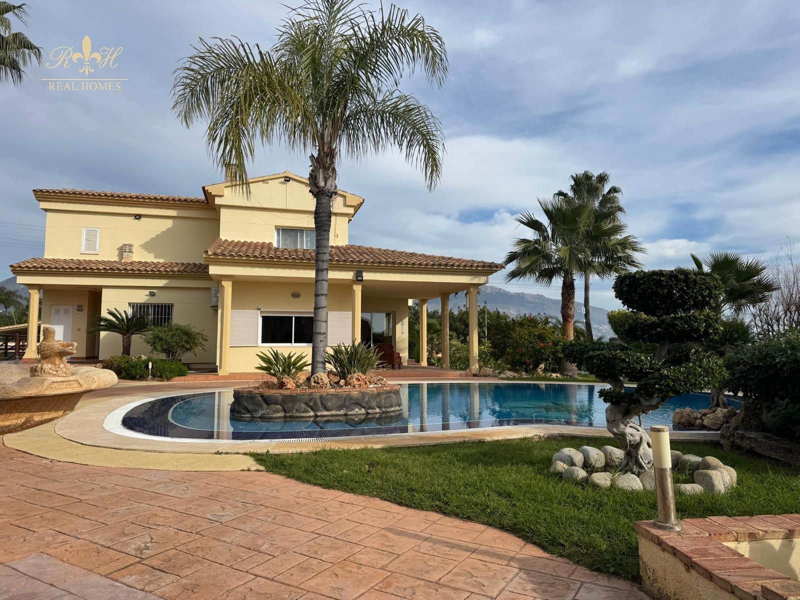 5 soveværelse Villa til leje i Altea med garage - € 5.800 (Ref: 9525082)