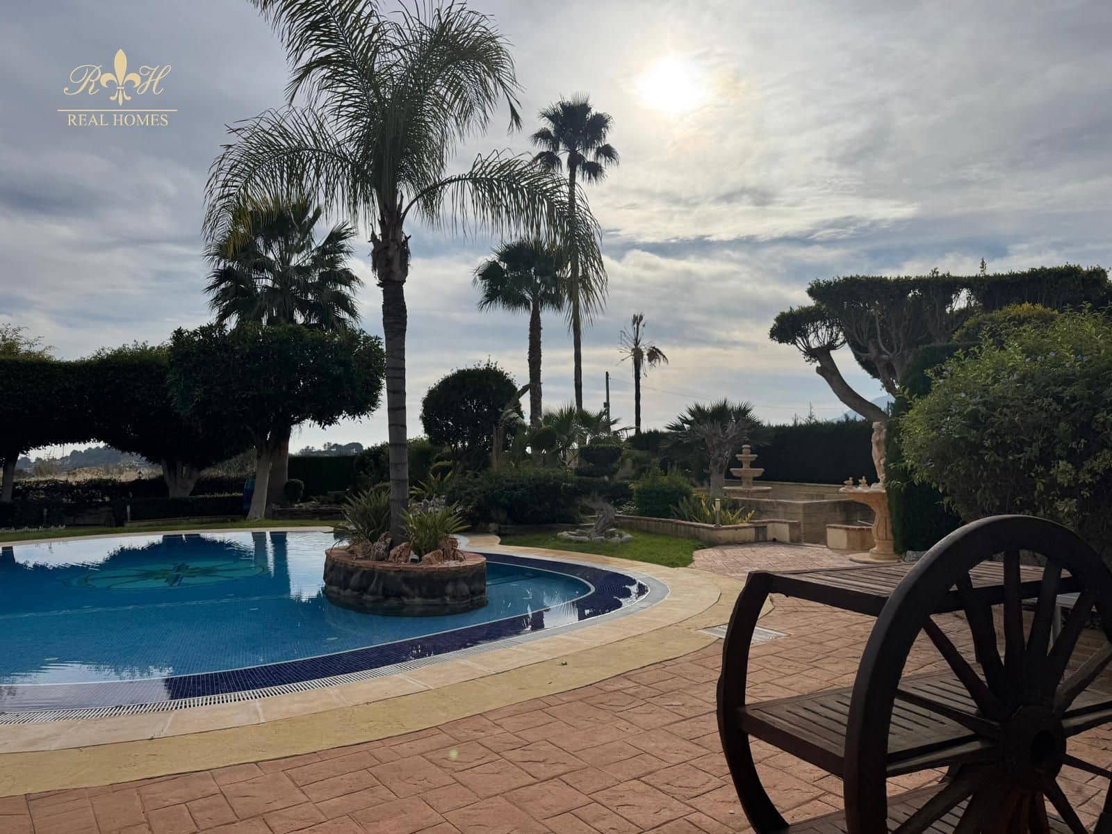 5 soveværelse Villa til leje i Altea med garage - € 5.800 (Ref: 9525082)