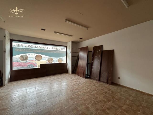 Kaupallinen myytävänä paikassa Altea - 390 000 € (Ref: 9541987)