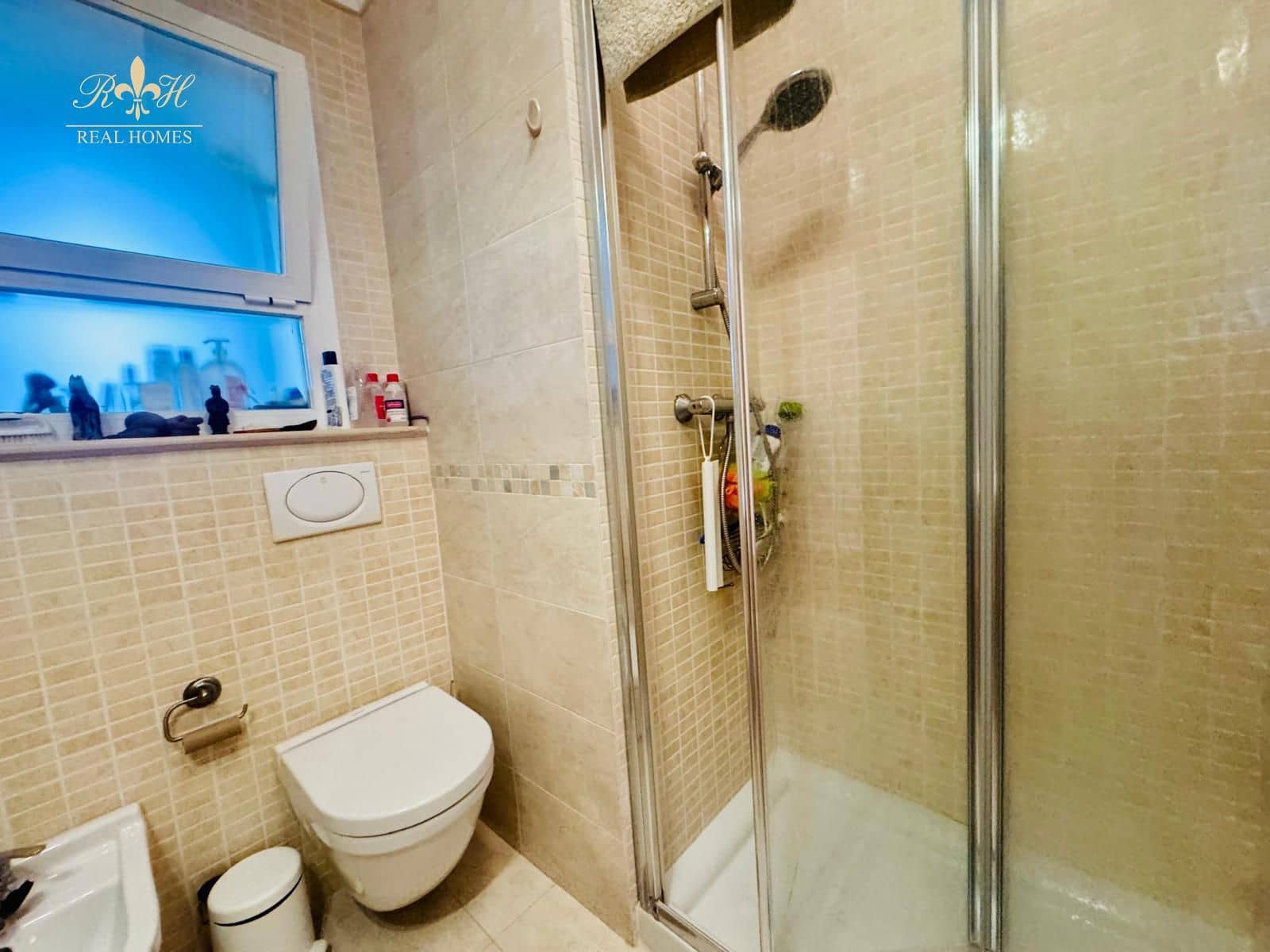 2 soverom Leilighet til salgs i Albir med svømmebasseng garasje - € 560 000 (Ref: 9542267)