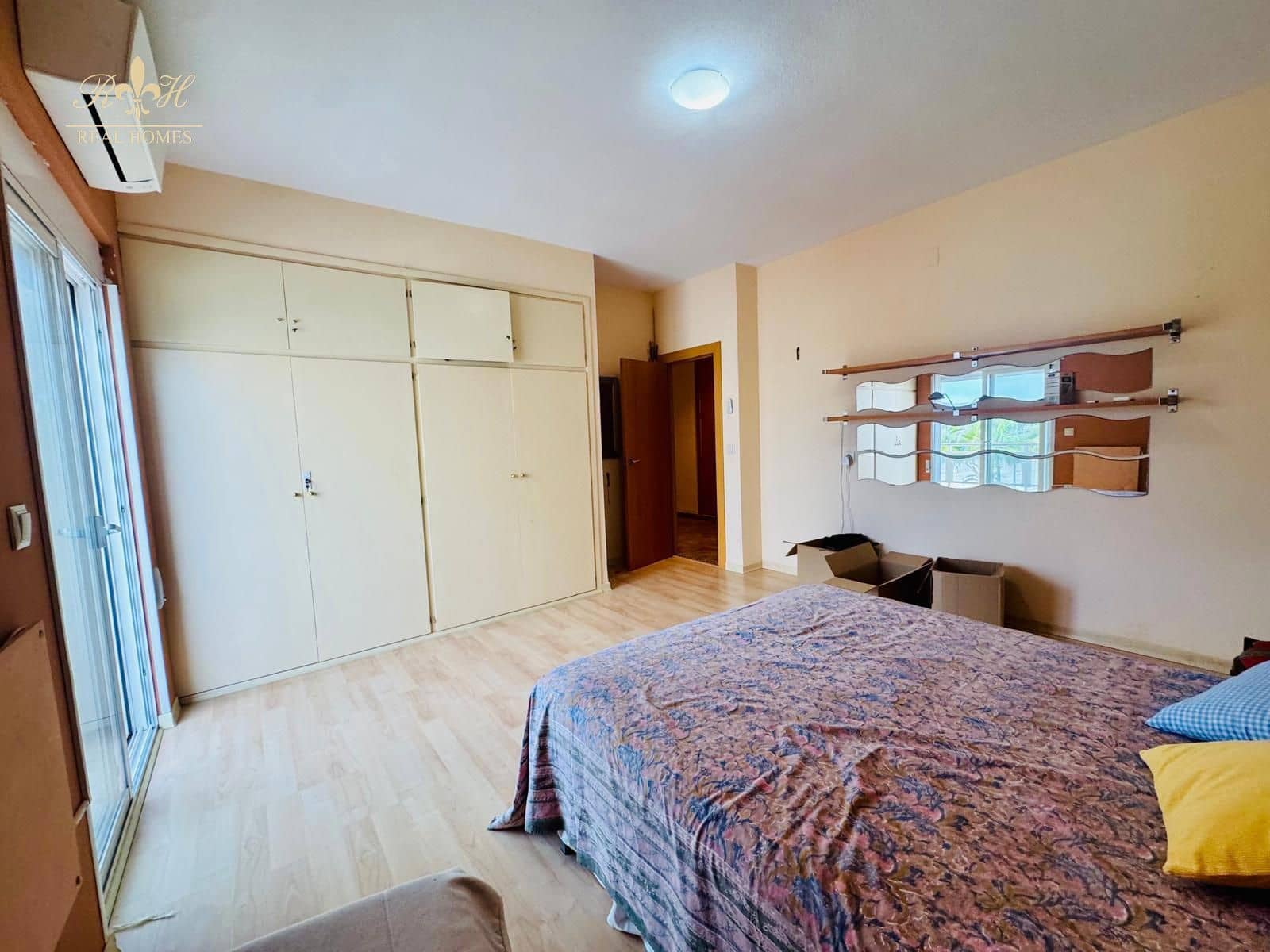 2 soverom Leilighet til salgs i Albir med svømmebasseng garasje - € 560 000 (Ref: 9542267)