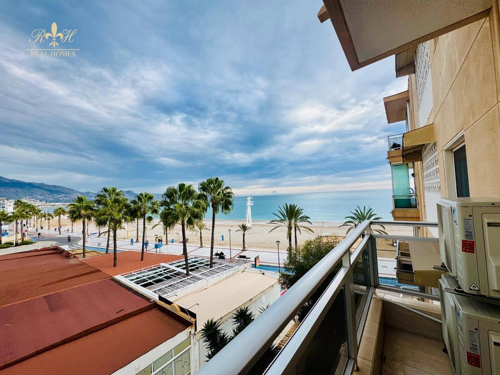 2 soverom Leilighet til salgs i Albir med svømmebasseng garasje - € 560 000 (Ref: 9542267)