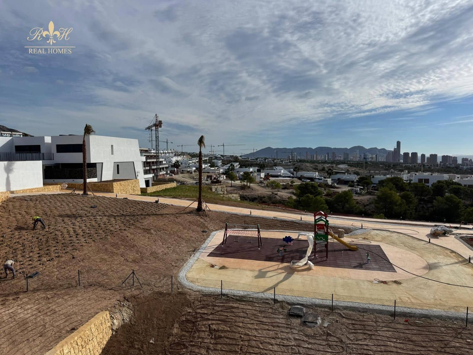 2 makuuhuone Asunto myytävänä paikassa Finestrat mukana uima-altaan 
autotalli - 449 000 € (Ref: 9566428)