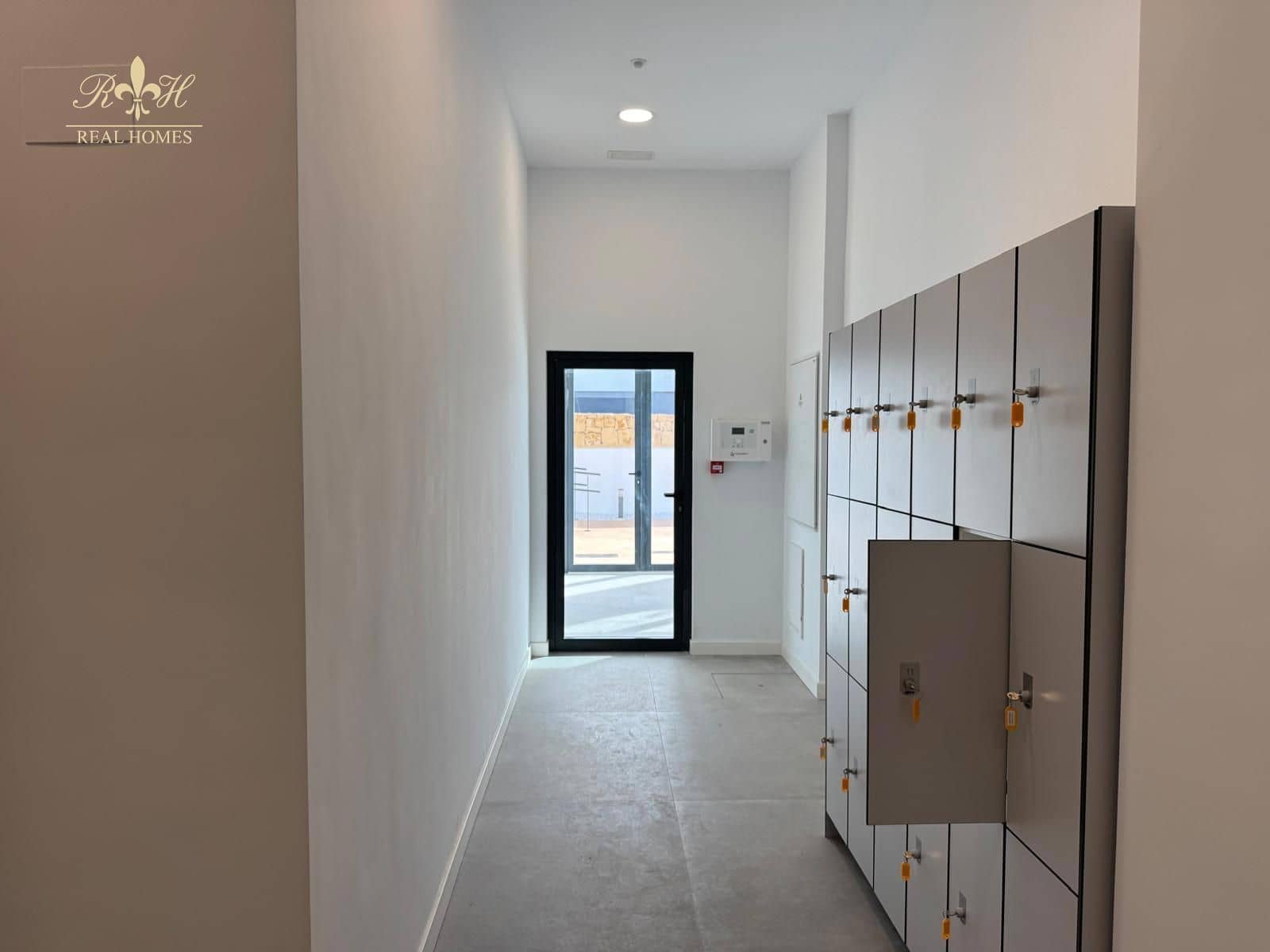 2 makuuhuone Asunto myytävänä paikassa Finestrat mukana uima-altaan 
autotalli - 449 000 € (Ref: 9566428)