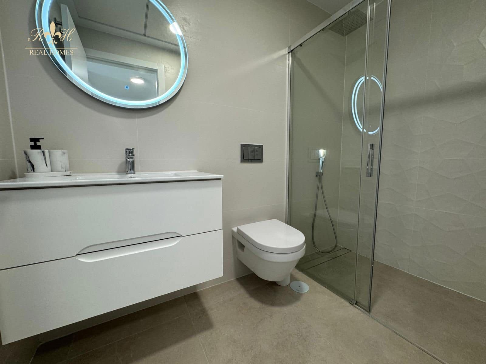 2 makuuhuone Asunto myytävänä paikassa Finestrat mukana uima-altaan 
autotalli - 449 000 € (Ref: 9566428)