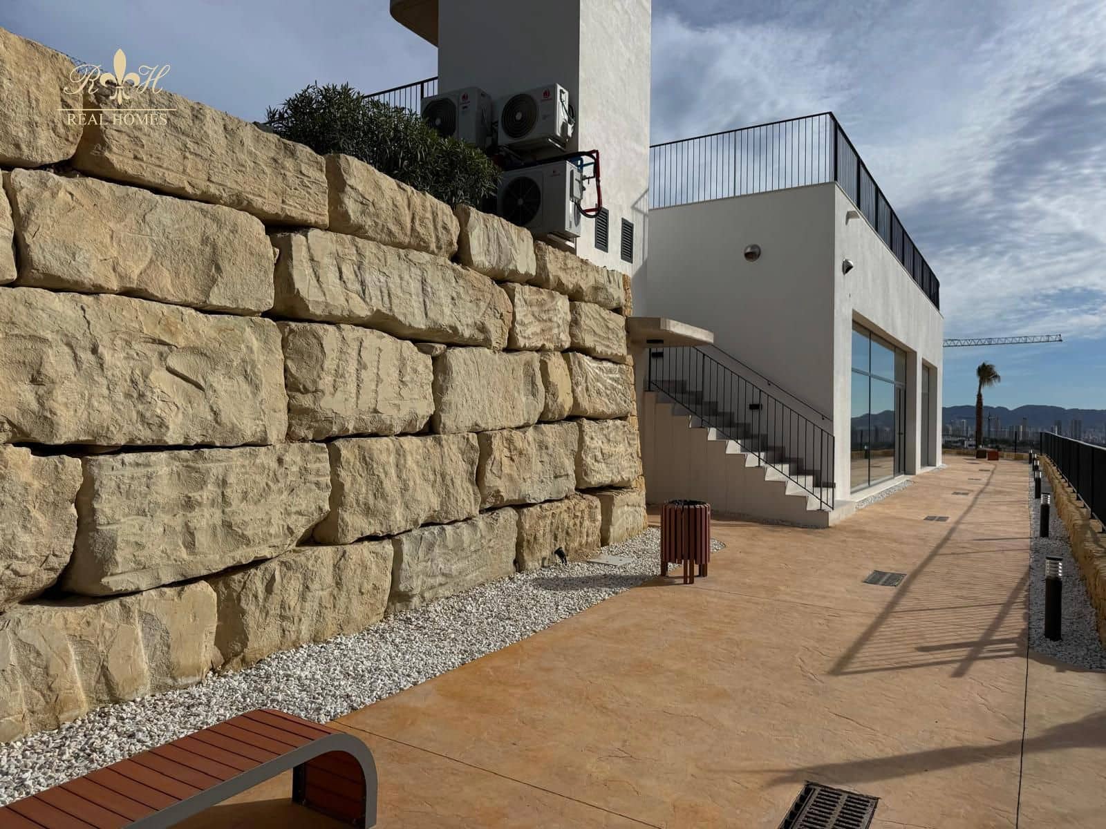 2 makuuhuone Asunto myytävänä paikassa Finestrat mukana uima-altaan 
autotalli - 449 000 € (Ref: 9566428)