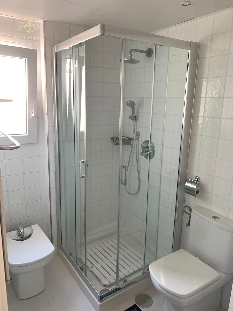 3 soveværelse Lejlighed til salg i Benidorm med garage - € 2.500.000 (Ref: 9571914)