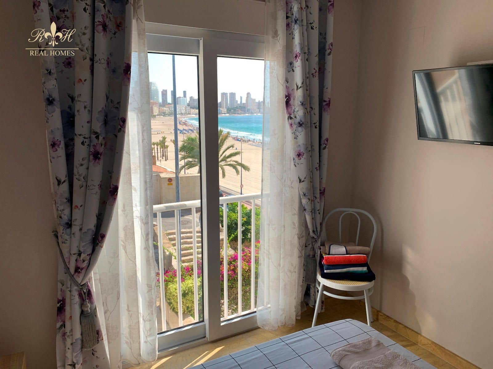 3 soveværelse Lejlighed til salg i Benidorm med garage - € 2.500.000 (Ref: 9571914)