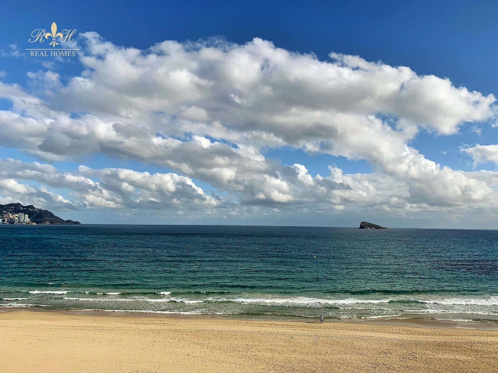 3 soveværelse Lejlighed til salg i Benidorm med garage - € 2.500.000 (Ref: 9571914)