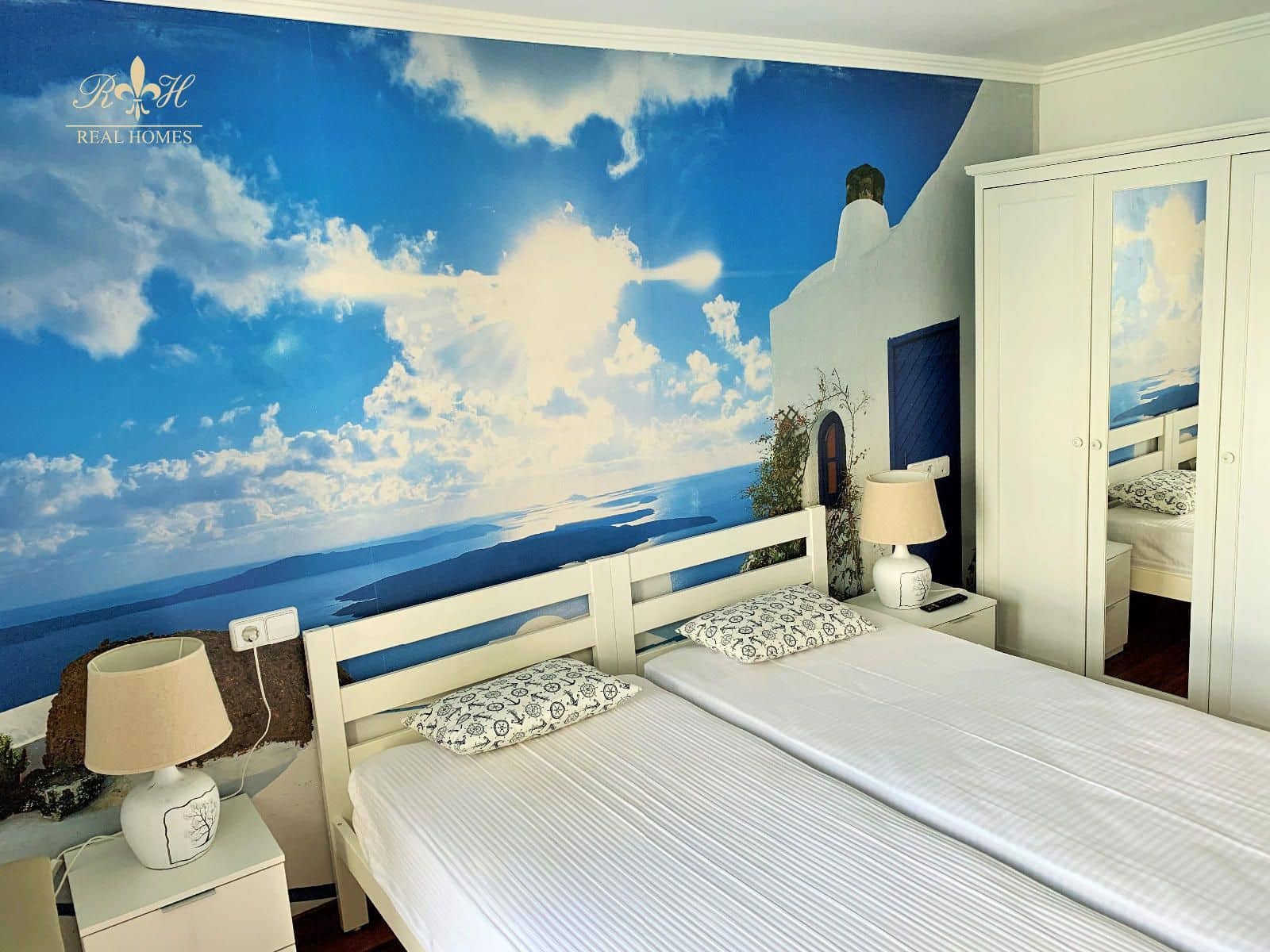 3 soveværelse Lejlighed til salg i Benidorm med garage - € 2.500.000 (Ref: 9571914)