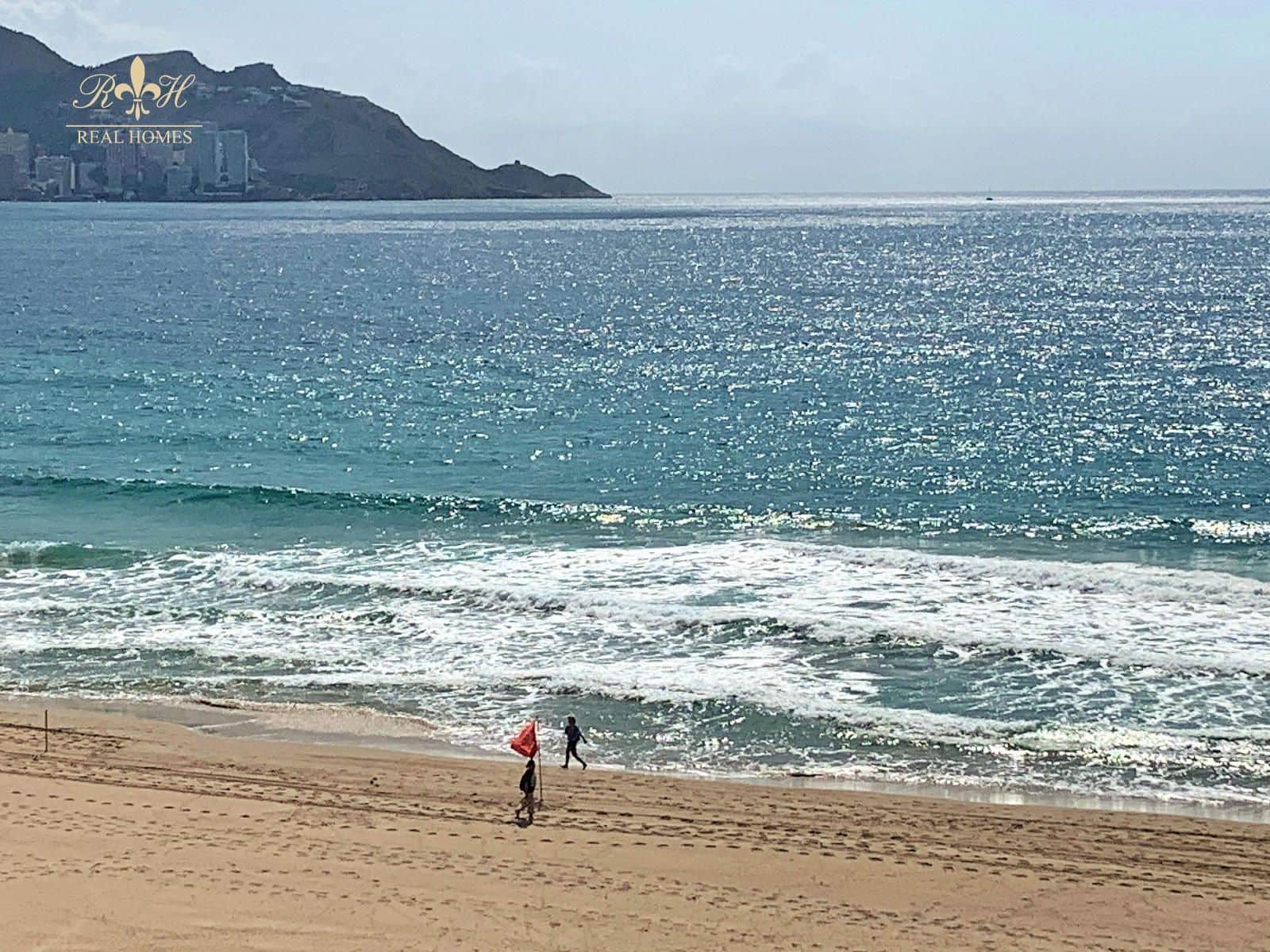 3 soveværelse Lejlighed til salg i Benidorm med garage - € 2.500.000 (Ref: 9571914)