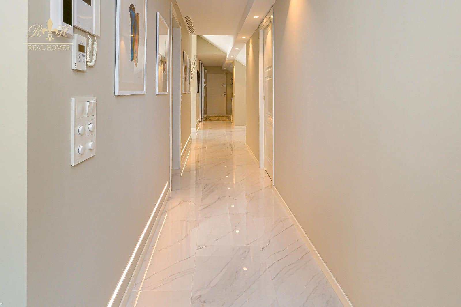 2 bedroom Penthouse for sale in Altea with garage - € 1,999,000 (Ref: 9575038)