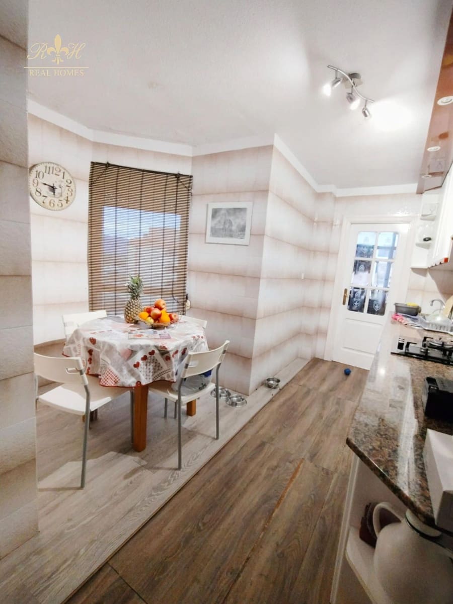 3 sovrum Lägenhet till salu i Benidorm med garage - 282 500 € (Ref: 9588448)