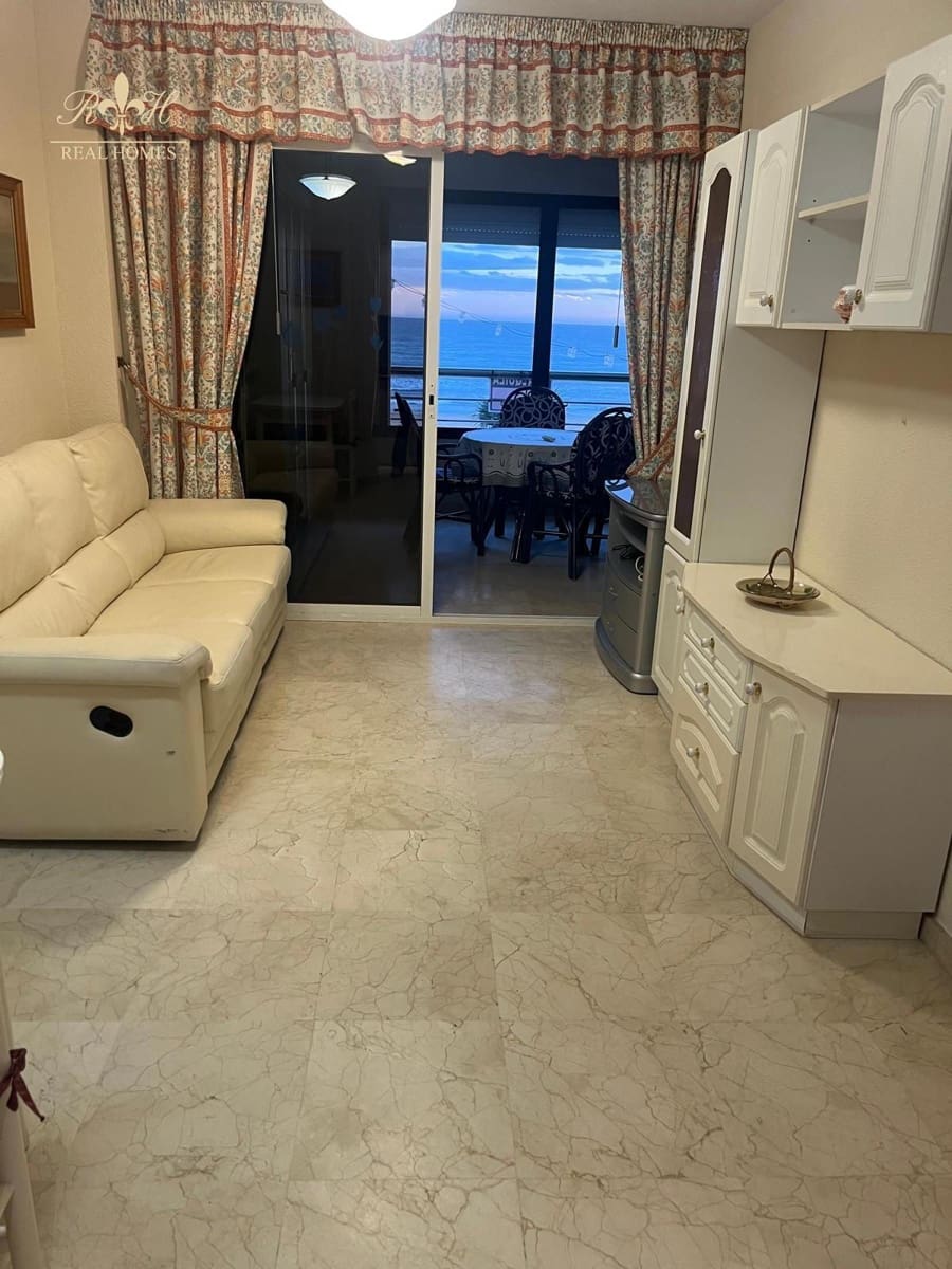 Appartement de 1 chambre à louer à Benidorm avec piscine - 1 200 € (Ref: 9598184)