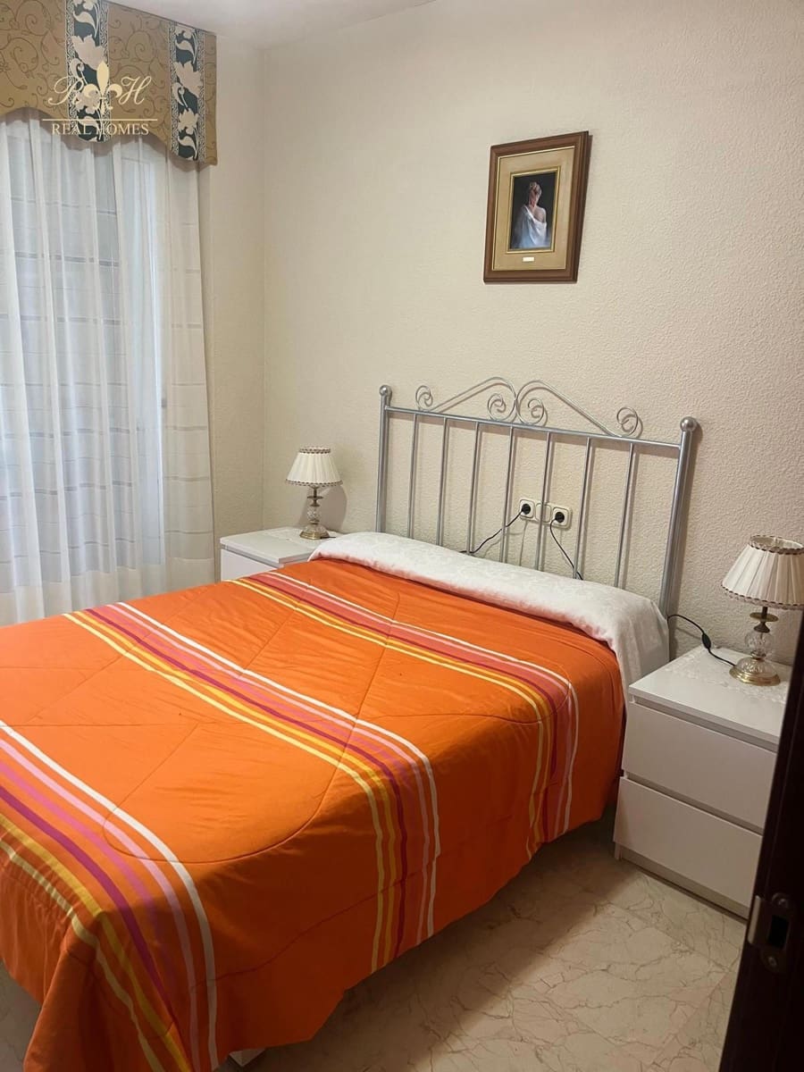 Appartement de 1 chambre à louer à Benidorm avec piscine - 1 200 € (Ref: 9598184)