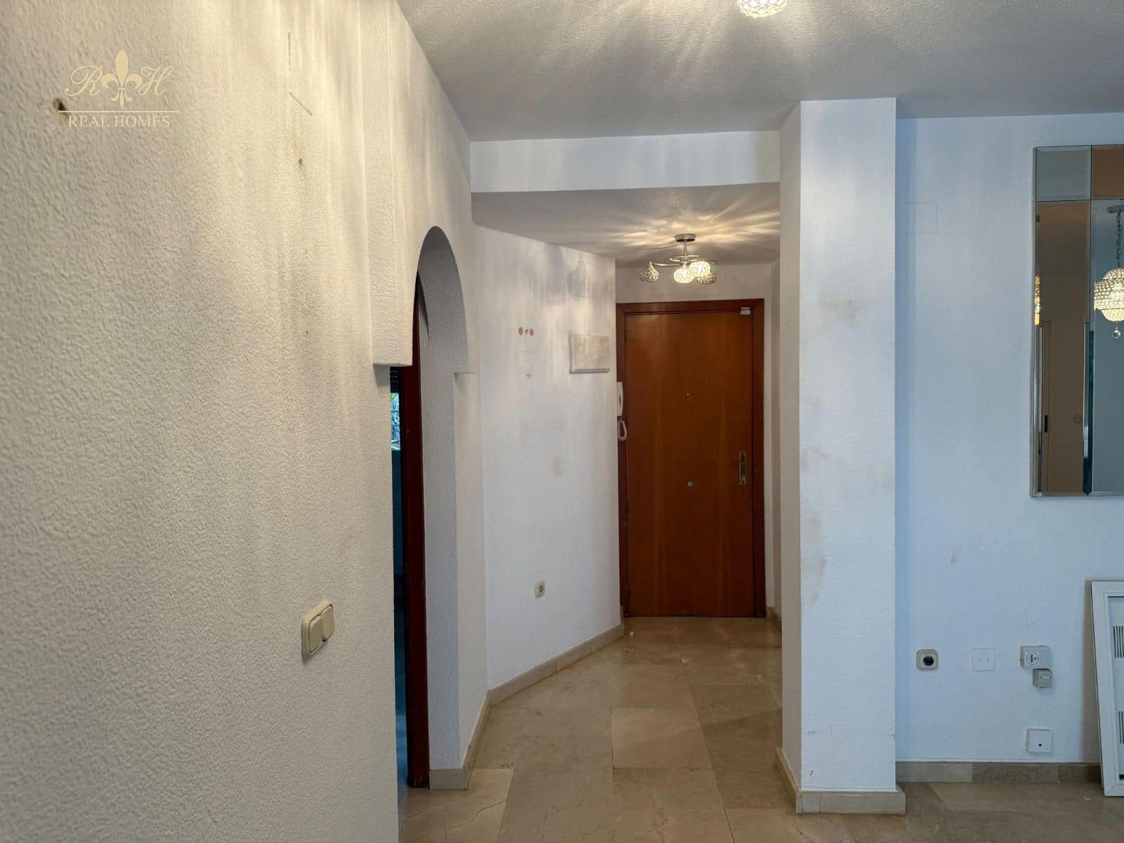 2 sovrum Lägenhet att hyra i Albir med pool garage - 1 500 € (Ref: 9614423)