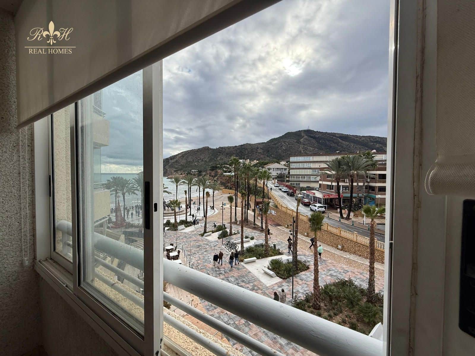 2 sovrum Lägenhet att hyra i Albir med pool garage - 1 500 € (Ref: 9614423)