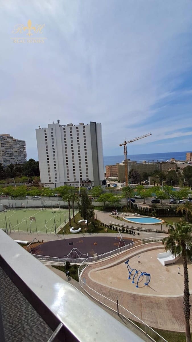 Piso de 3 habitaciones en Benidorm en venta con piscina garaje - 700.000 € (Ref: 9623204)