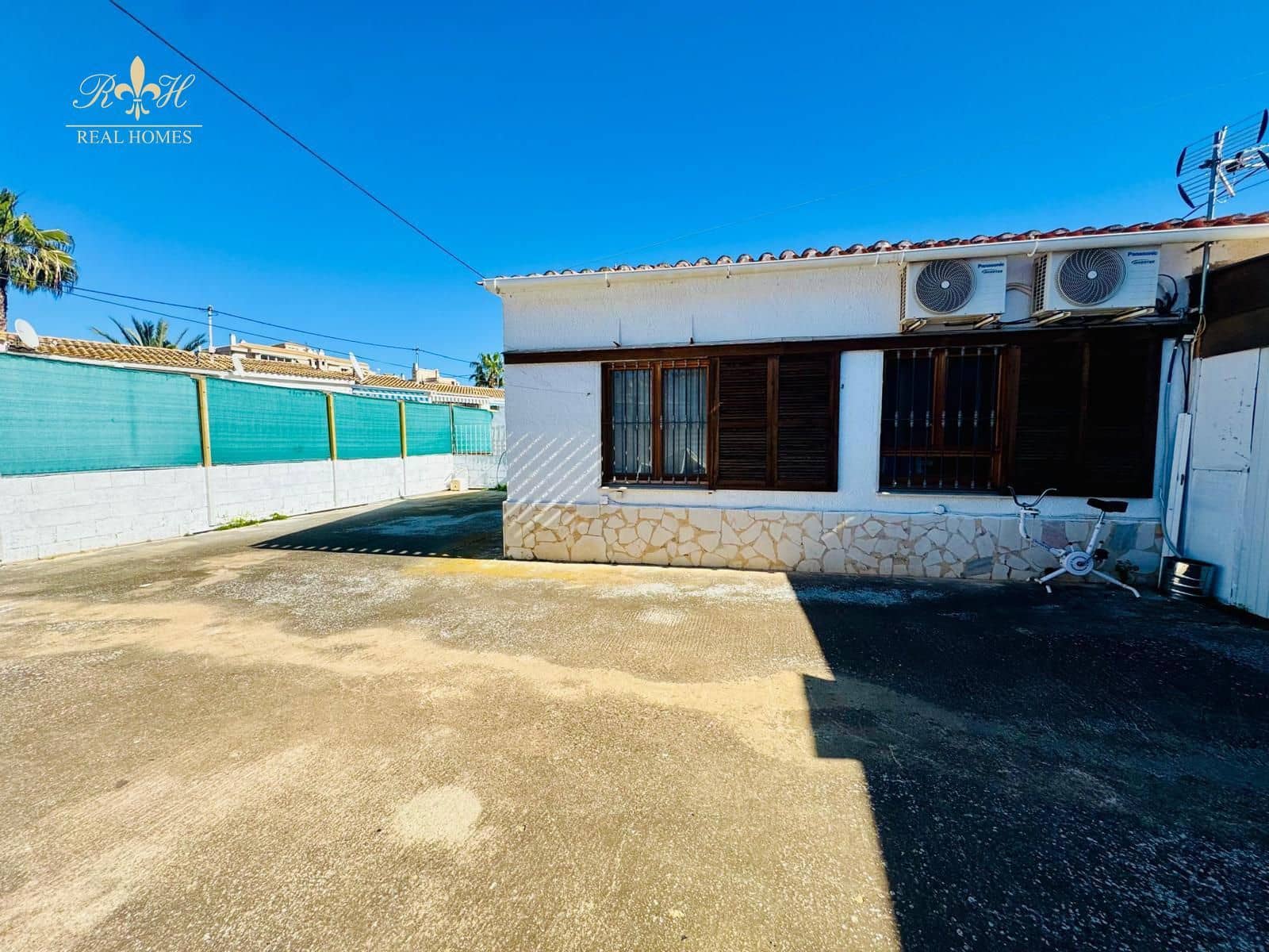 4 sovrum Villa till salu i Albir med pool garage - 639 000 € (Ref: 9627965)